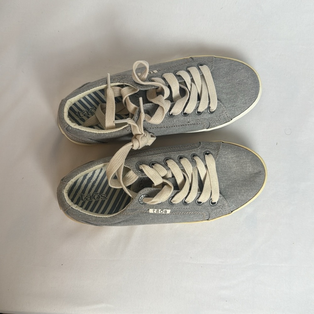 Taos Footwear Star.  Color: Grey Wash Canvas